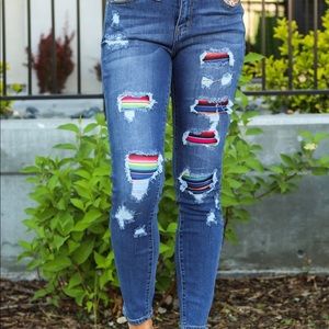 Judy blue Rainbow patch jeans.